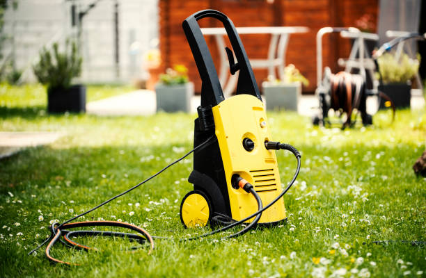 Animal Enclosure Cleaning in New Ulm, MN